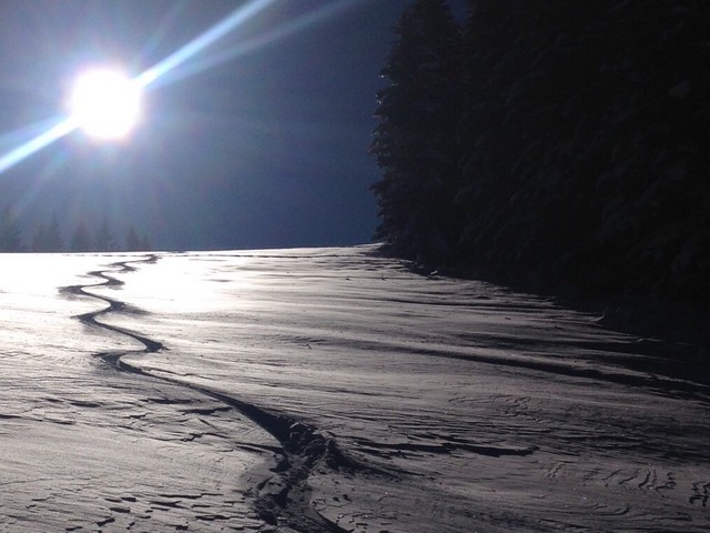 27-11-15, enjoying some early season ski touring in Les Gets.